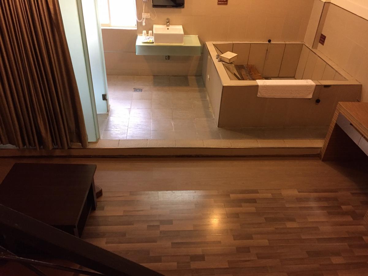 Hefong Deyang Hotspring Hotel Yilan ภายนอก รูปภาพ